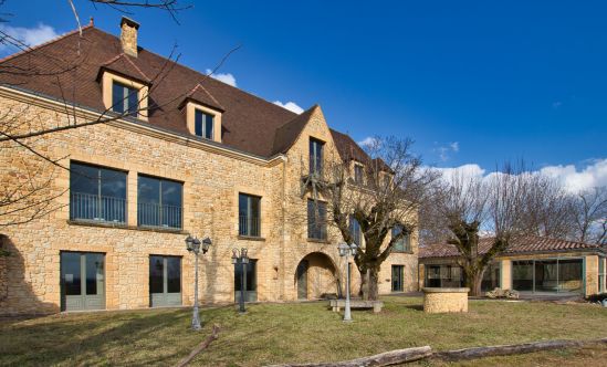 Exceptional ! Sarlat Centre - Contemporary house with indoor pool and tennis court